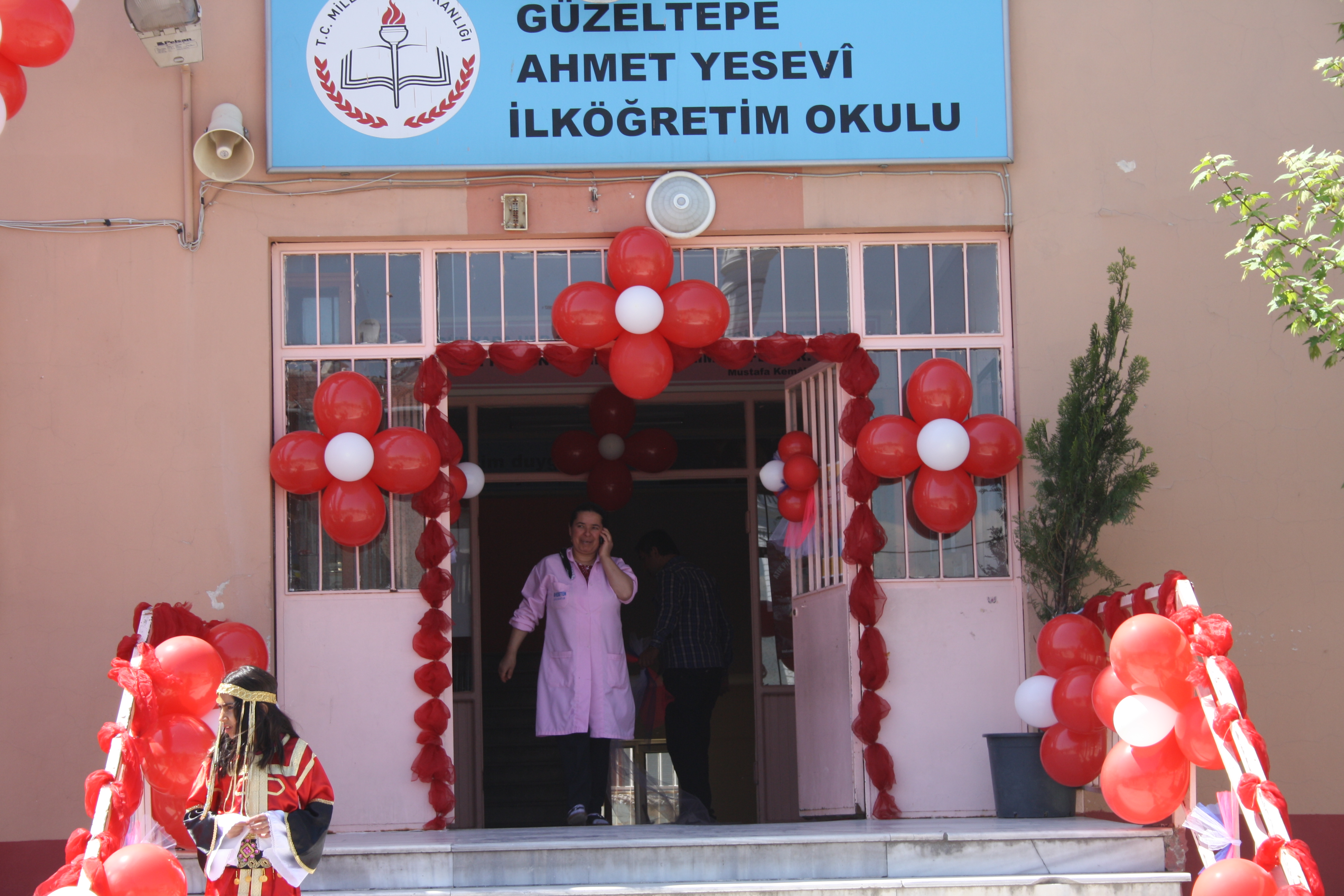 Ahmet Yesevi lkretim Okulu